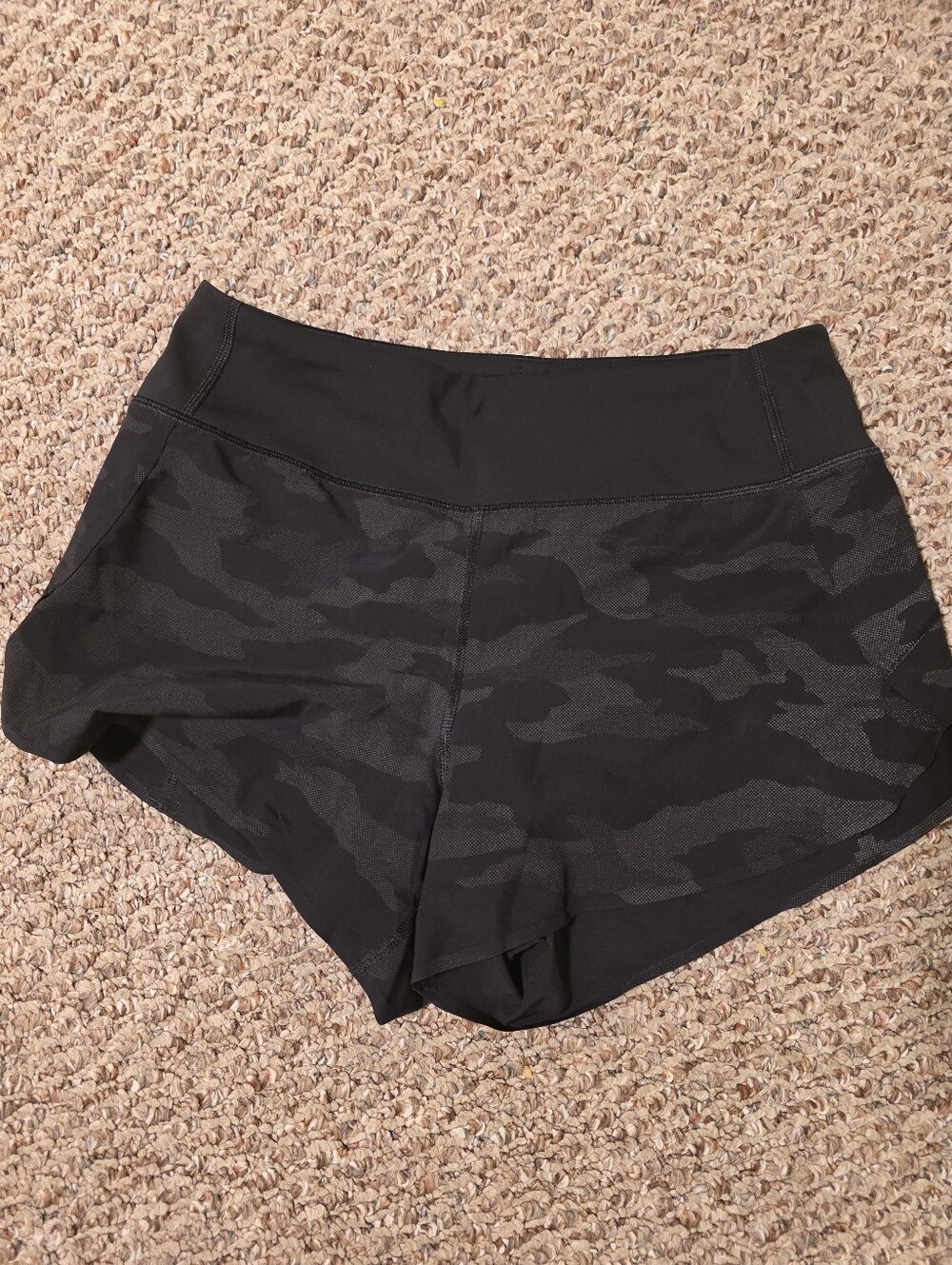Athleta 3.5" Shorts